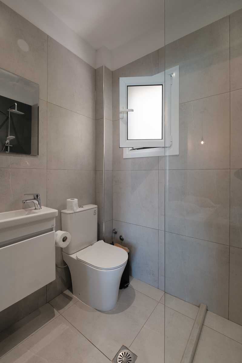 Tiara Holidays - Paradise Hotel Apartments Sidari - Superior Studio Pool View - bathroom